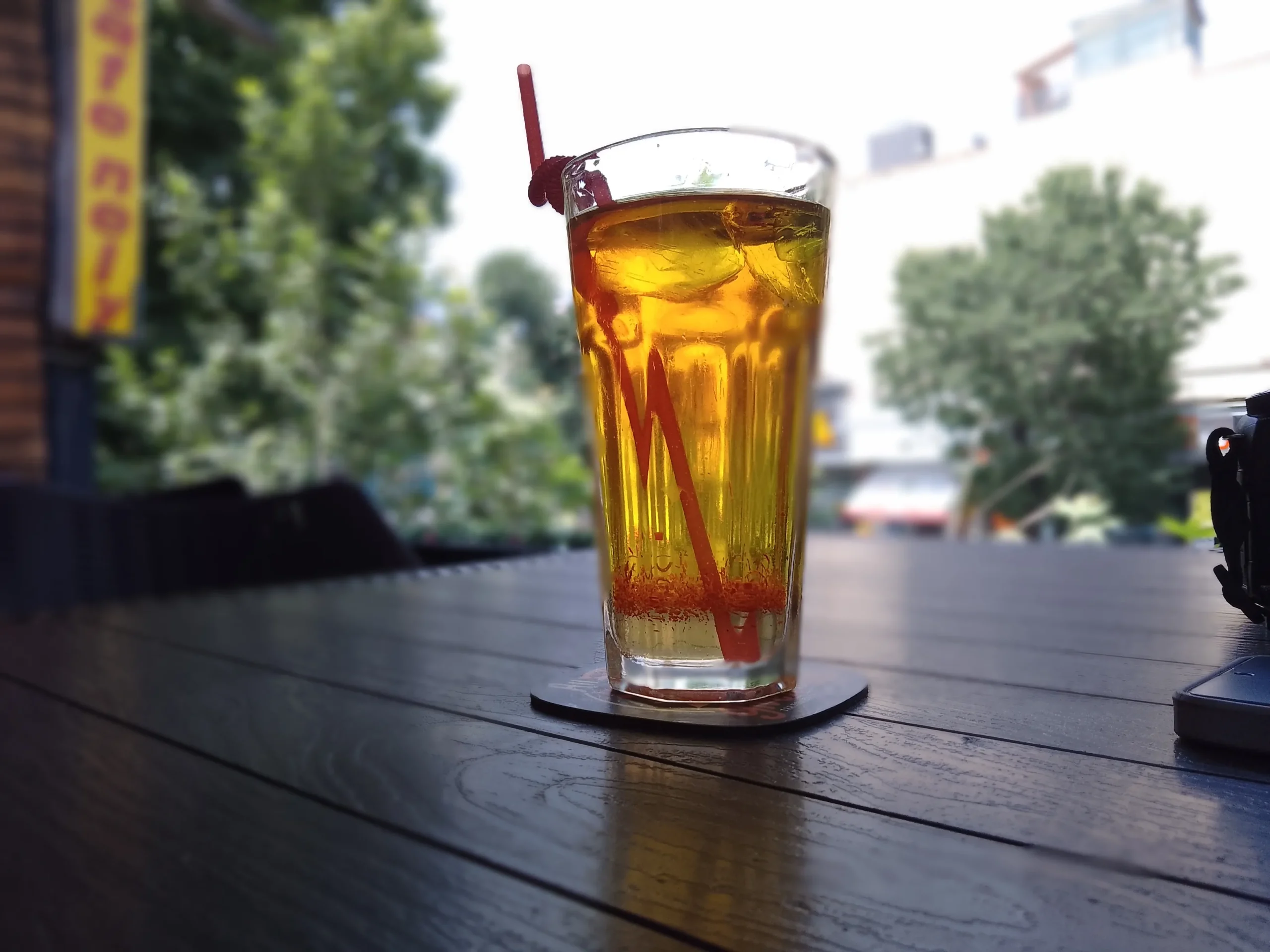 بررسی Realme C21Y Realme C21Y Sample3-drink