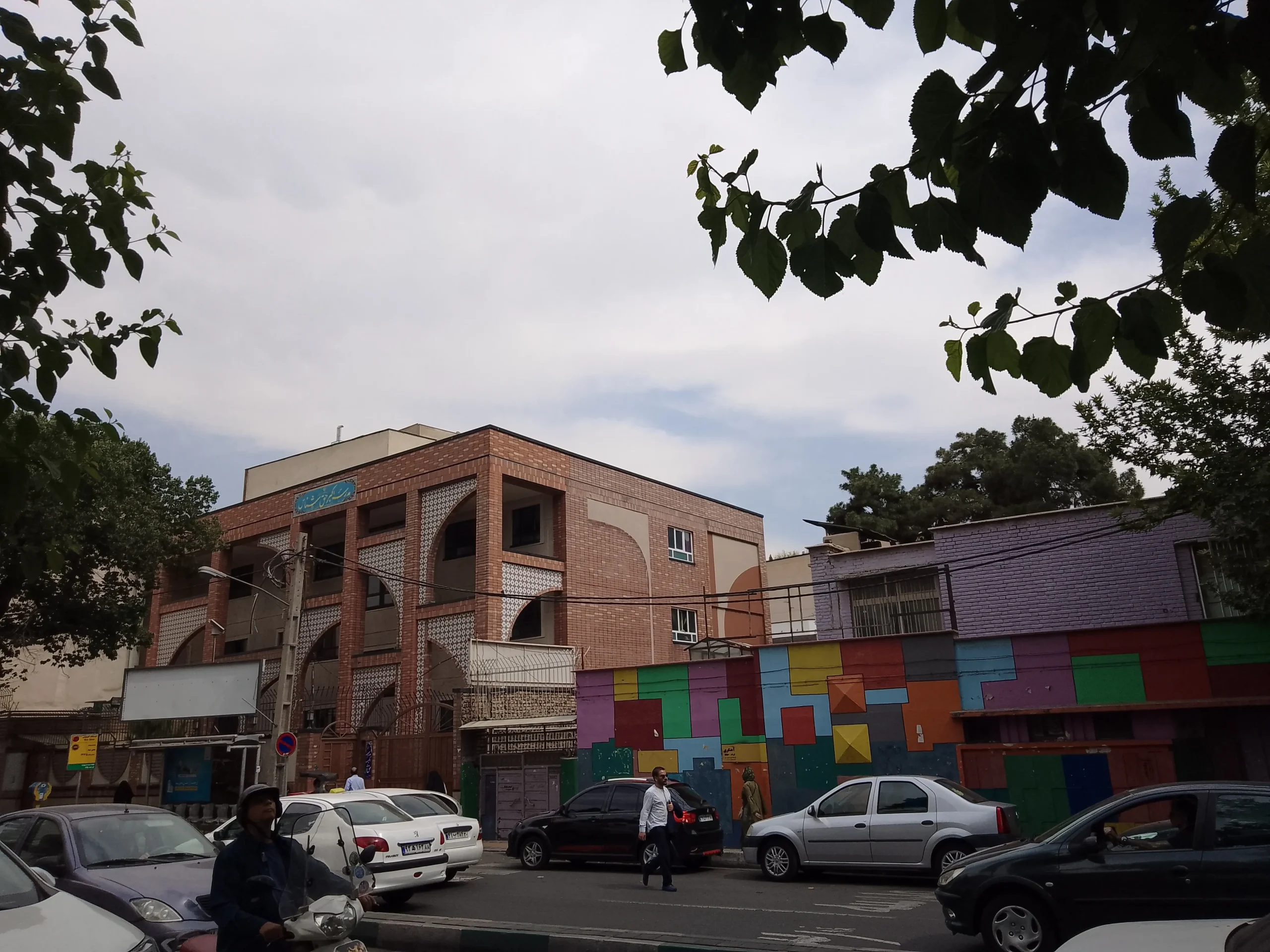 بررسی Realme C21Y Realme C21Y Sample8-street
