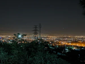 google pixel 6a sample18-city at night