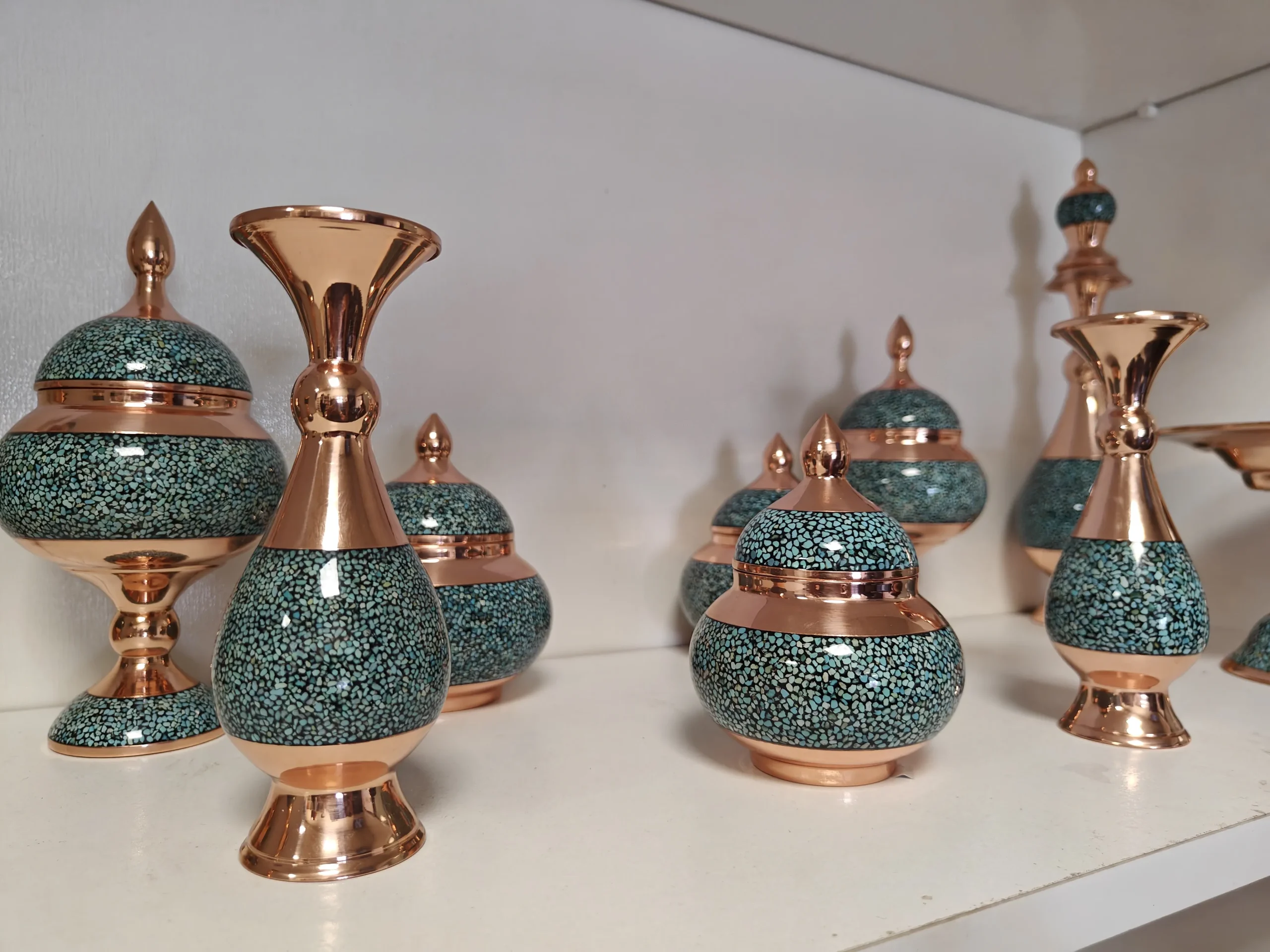 OnePlus 11 Sample18-vases