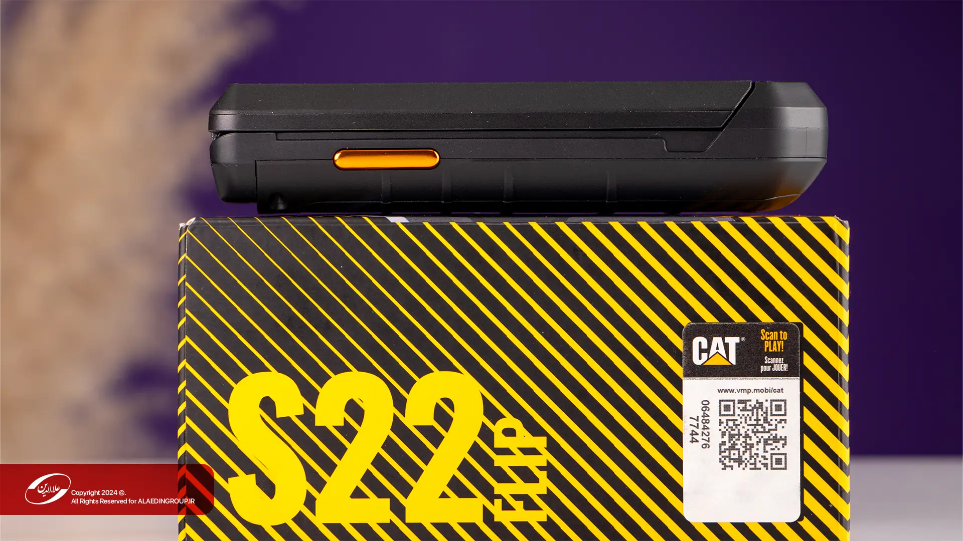 طراحی و کیفیت ساخت گوشی CAT S22 Flip