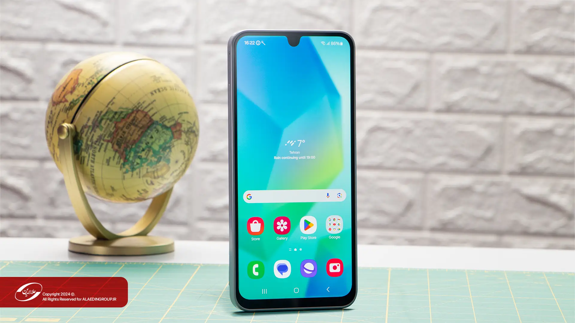 نمایشگر و اسپیکر گوشی Samsung Galaxy A16