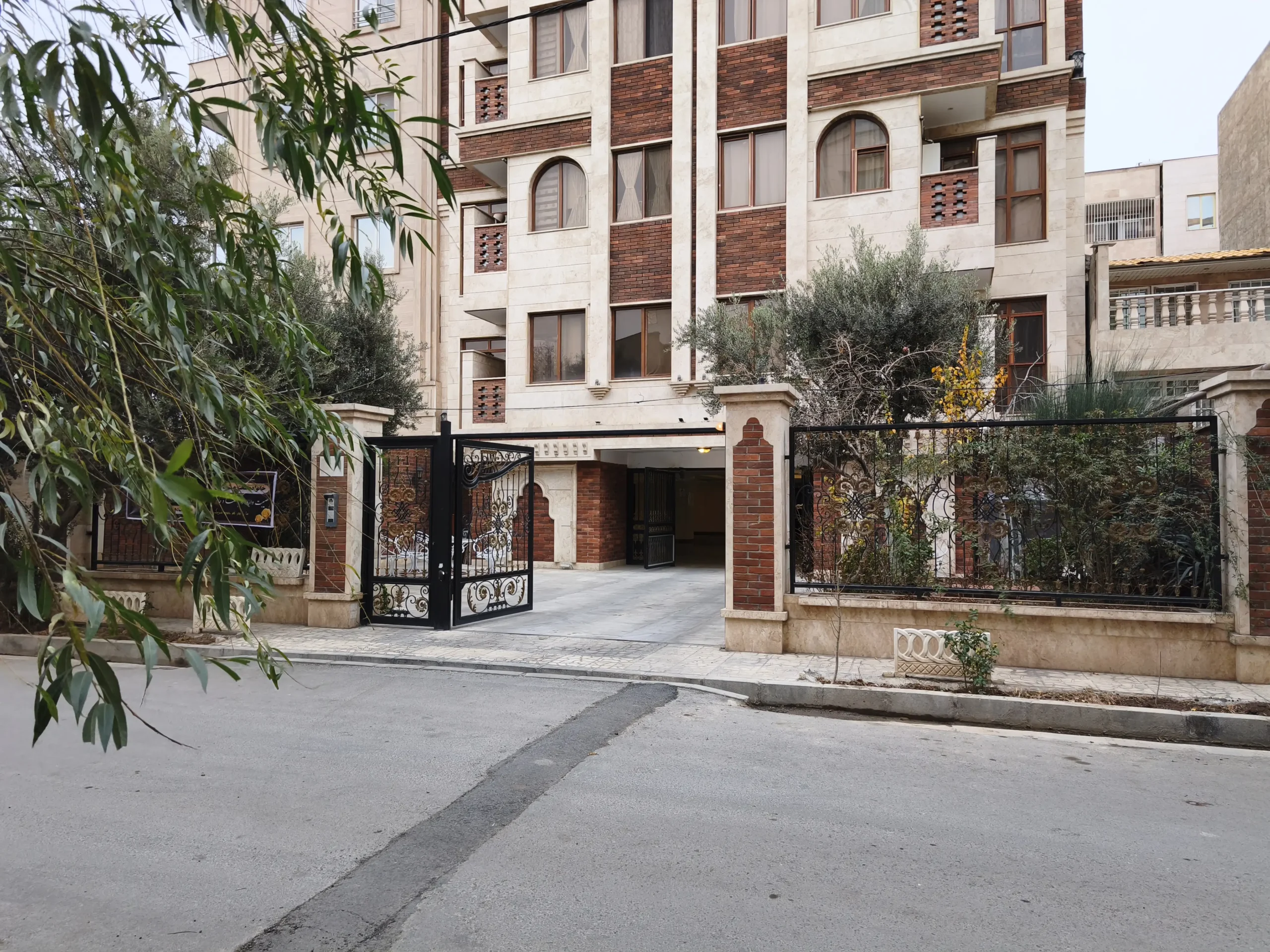 بررسی شیائومی 15T؛ قاتل پرچمداری مطمئن نمونه تصویر دوربین اصلی شیائومی 15T